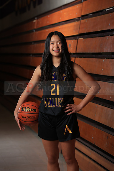 AVHS_Girls_Varsity_BKN00012