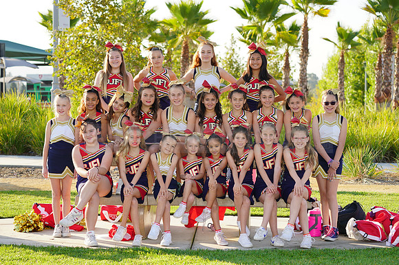 Cheer00012