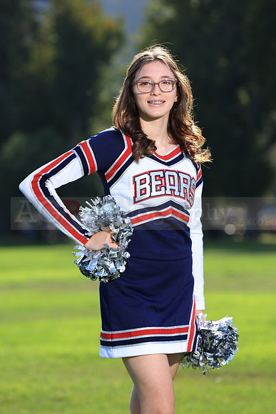 8thGradeCheer00044