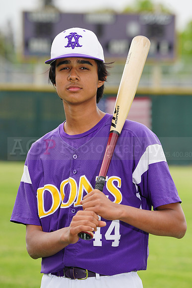 AVHSFrosh00130