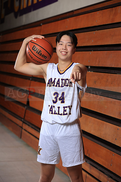 AVHSVarsityBKN00101