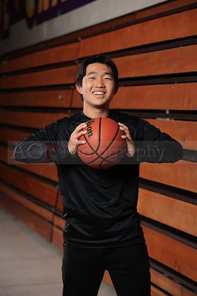 AVHSVarsityBKN00210