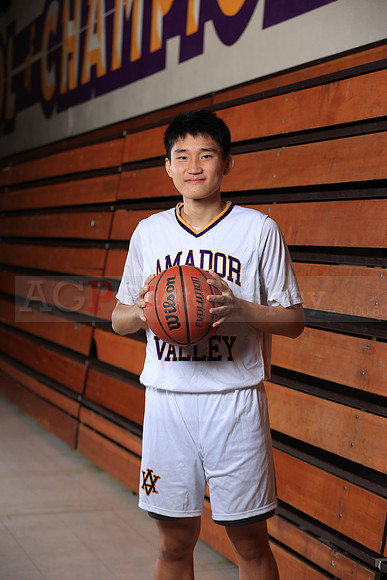 AVHSVarsityBKN00194