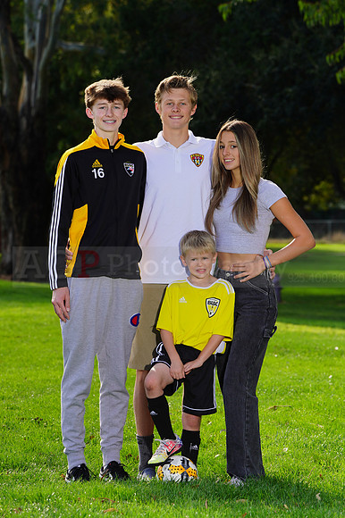 U8WestHam00100