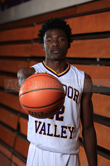 AVHSVarsityBKN00093