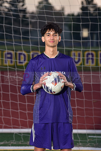 Varisity_Boys_Soc140