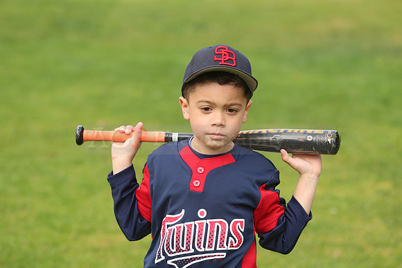 SB_JR_Twins00023