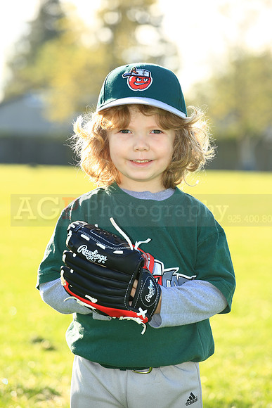TBTinCaps025