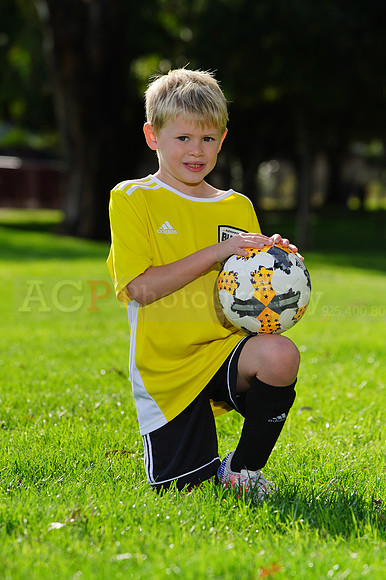 U8WestHam00024