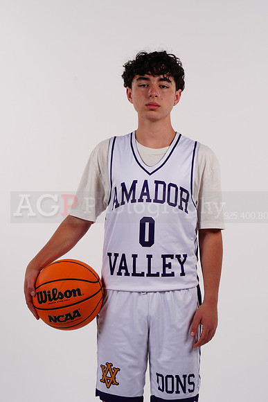 AVHS_Freshmen_Black00009