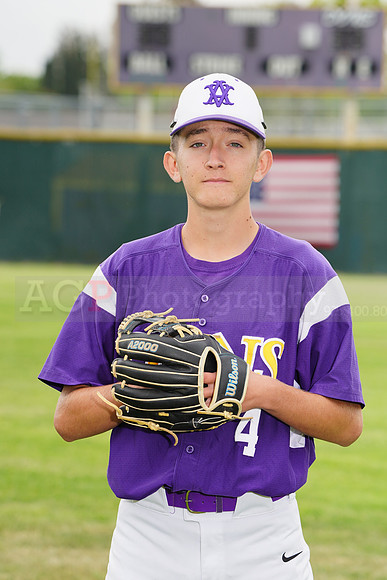 AVHSFrosh00143