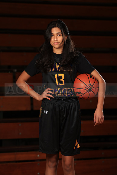 AVHSVarsityBB00044