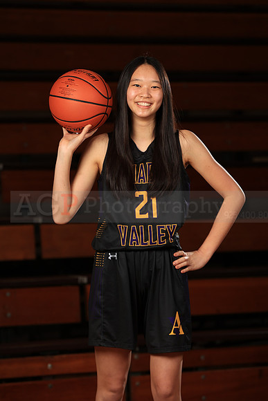 AVHSVarsityBB00072
