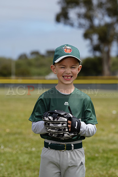 TBTinCaps00016