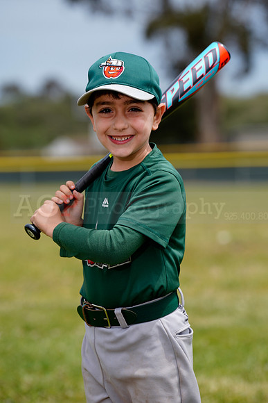 TBTinCaps00072