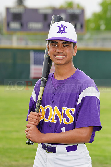 AVHSFrosh00136