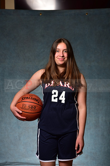SB_8th_Grade_Girls00054