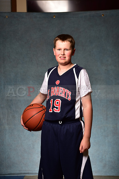 SB_6th_Grade_Boys_Team2_00045