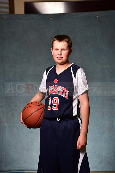 SB_6th_Grade_Boys_Team2_00044
