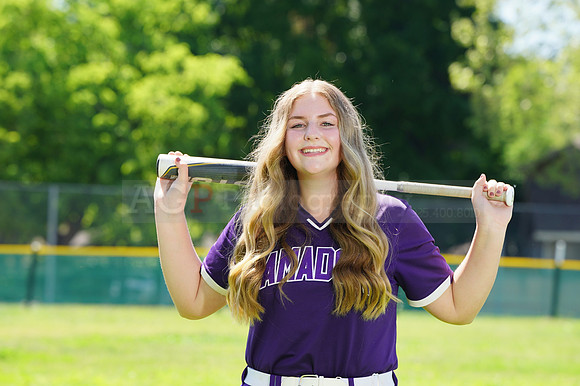 AVHS_JV_SOFTBALL00080