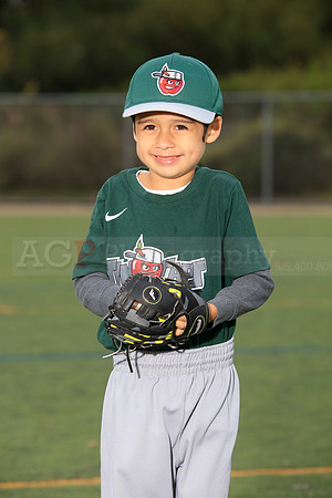 TBTinCaps00019