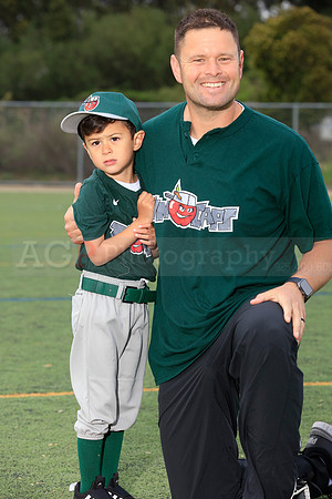 TBTinCaps00100