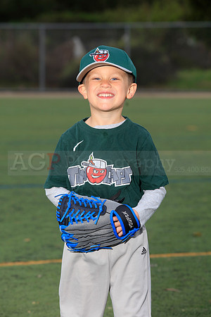 TBTinCaps00030