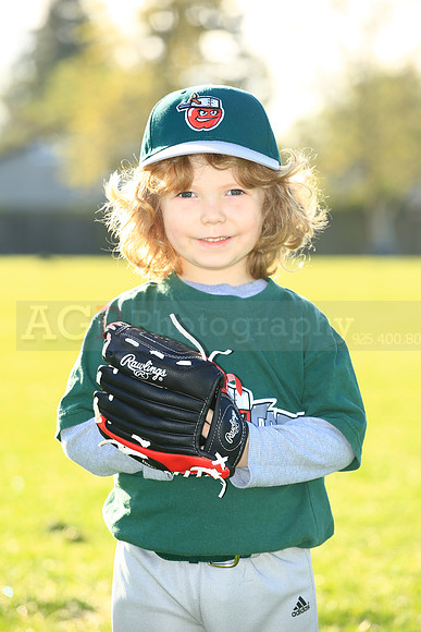 TBTinCaps024