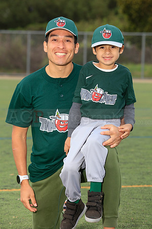 TBTinCaps00104