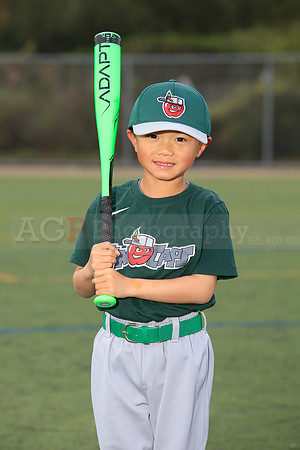 TBTinCaps00088