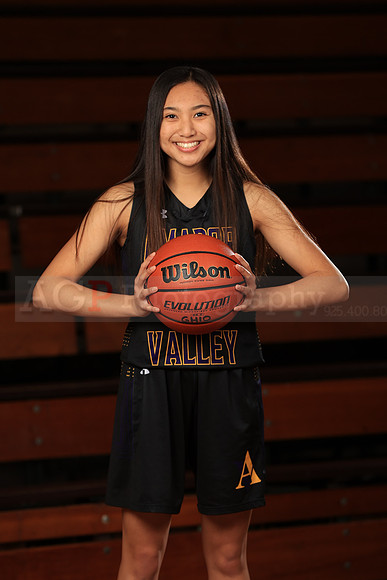 AVHSVarsityBB00009