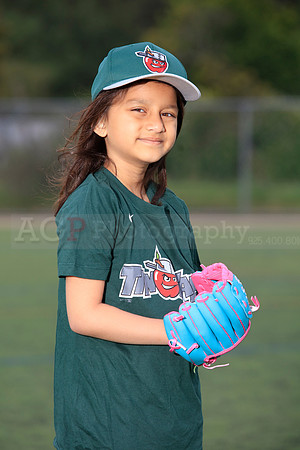 TBTinCaps00005