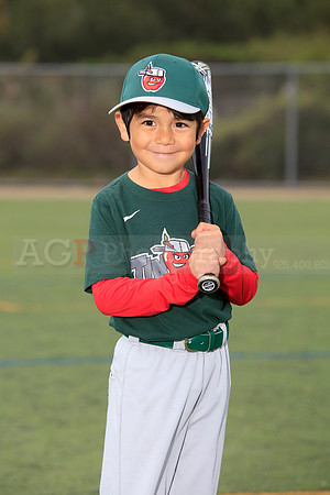 TBTinCaps00057
