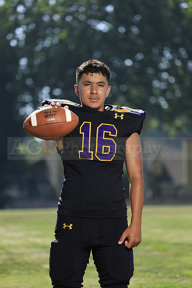 AVHS_JV136