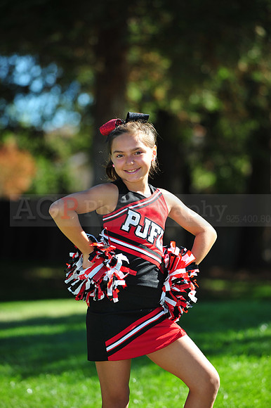 Cheer011