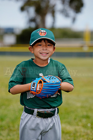 TBTinCaps00048