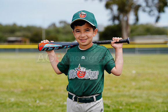TBTinCaps00031