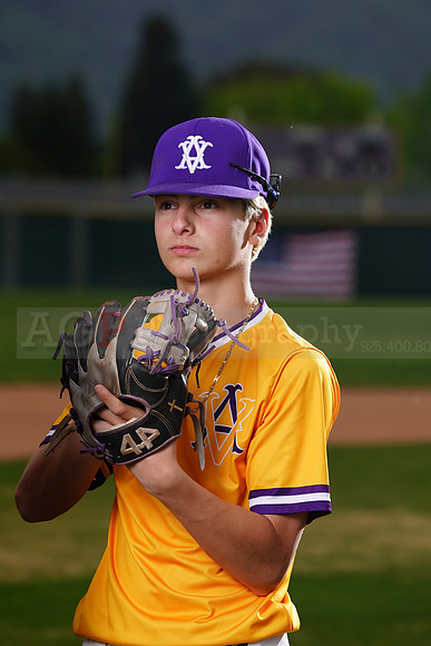 2025_Freshmen_BB044