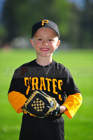TBall_Pirates060