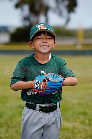 TBTinCaps00046