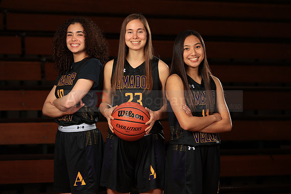 AVHSVarsityBB00099