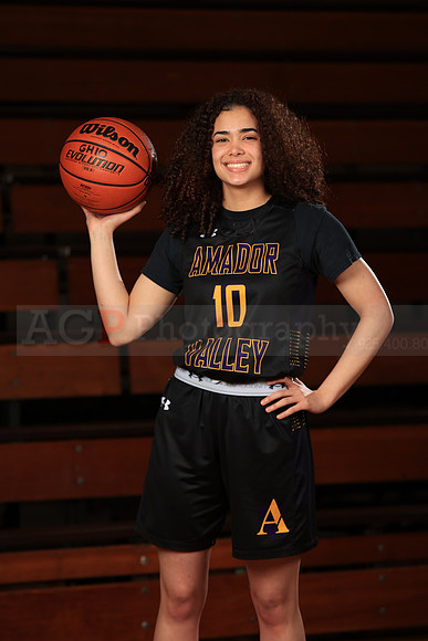 AVHSVarsityBB00060