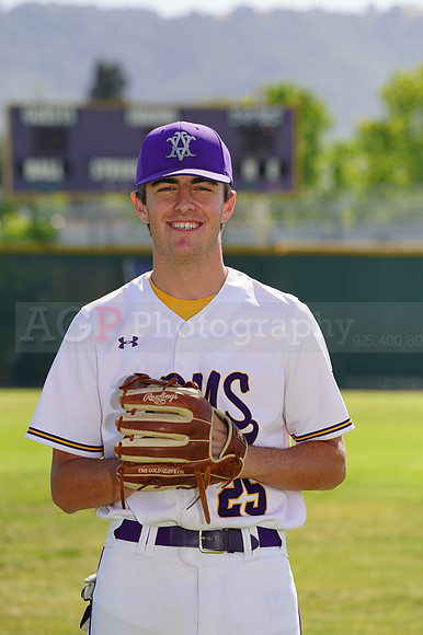 AVHS_Varsity_Baseball00013