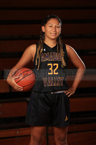 AVHSVarsityBB00032