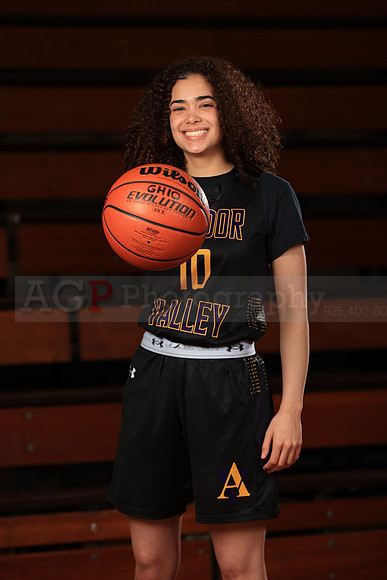 AVHSVarsityBB00055