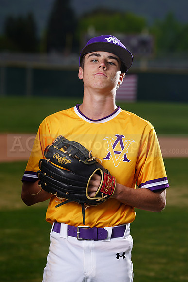 2025_Freshmen_BB077
