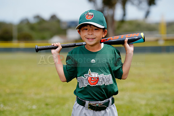 TBTinCaps00051