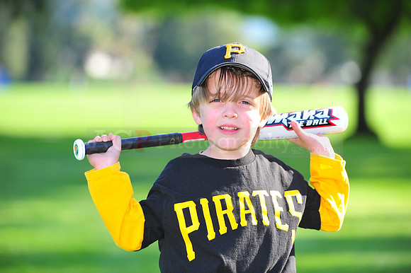 TBall_Pirates006