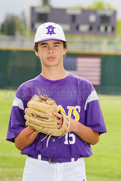 AVHSFrosh00097