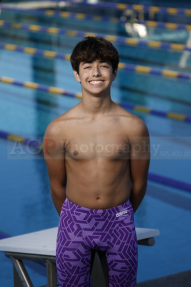 AVHS_Swim_Ind210